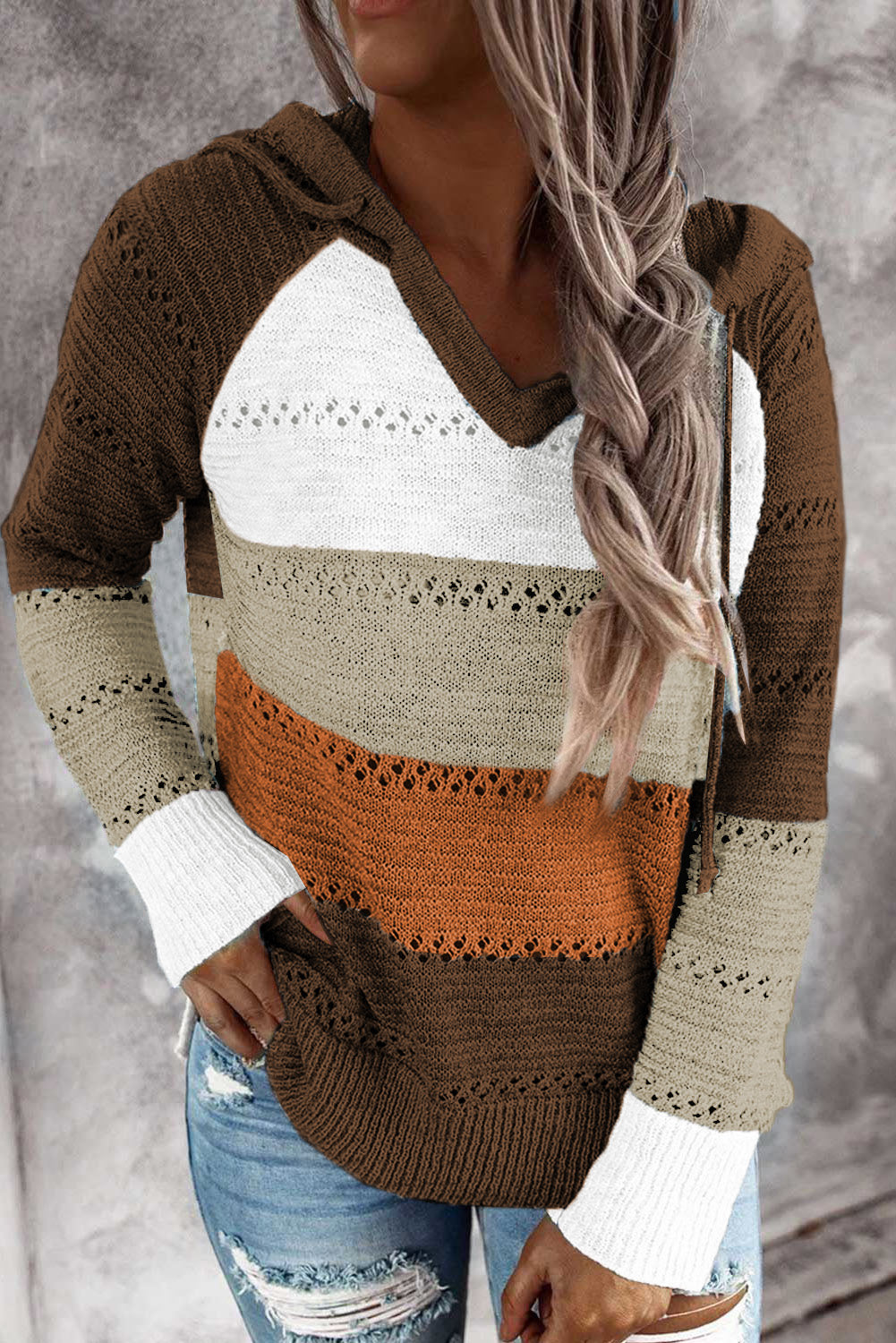 Gestrickter Hoodie mit Farbstreifen