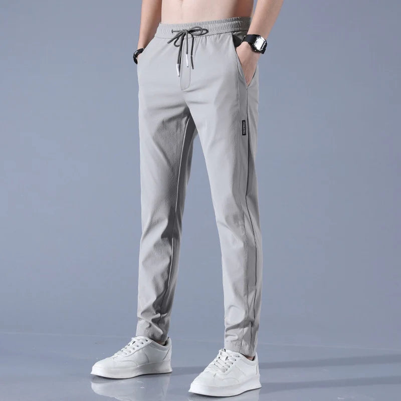 1+1 Gratis | EasyChino™️ - Stretch Herren Hose